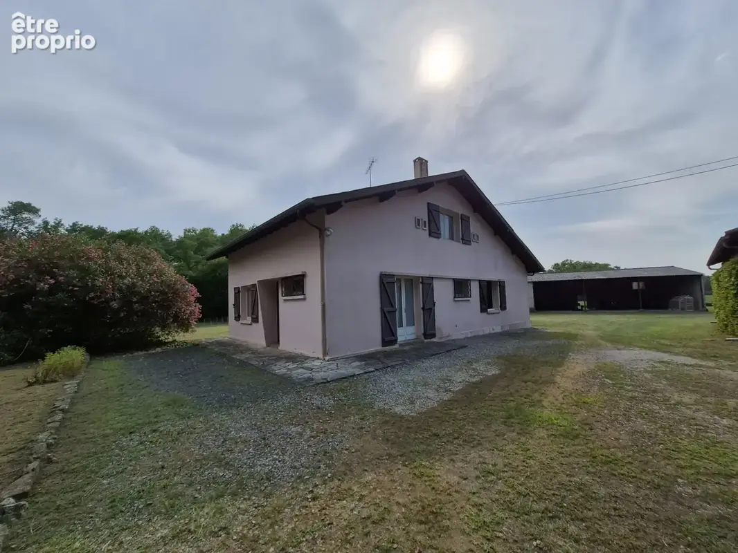 Maison à MIMBASTE