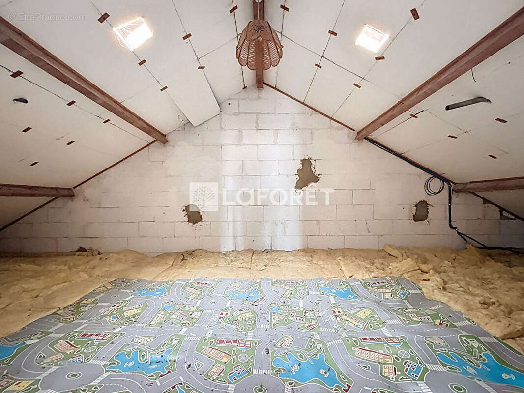 Maison à LOISY-SUR-MARNE