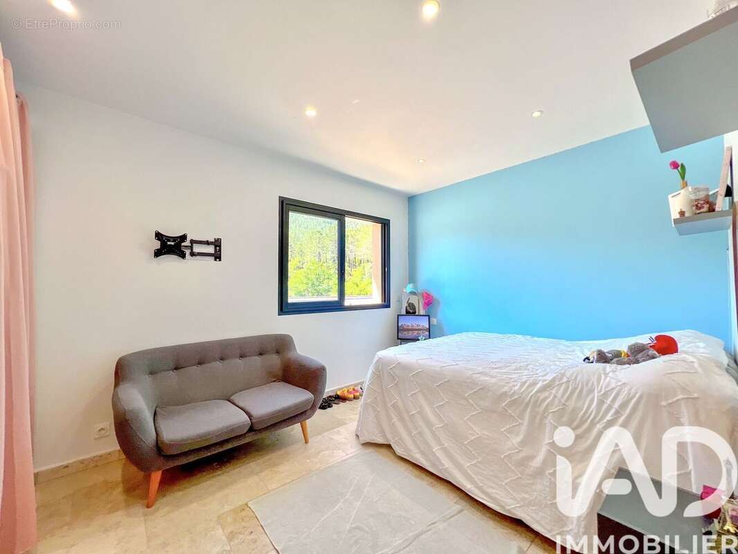 Photo 9 - Maison à BAGNOLS-EN-FORET