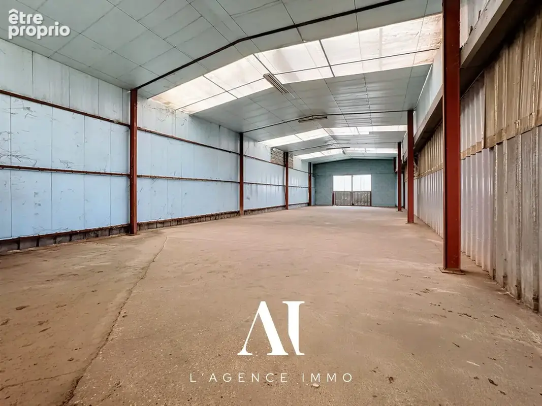 Commerce 2 405 m² à vendre à Marboz (01851) - photo 6