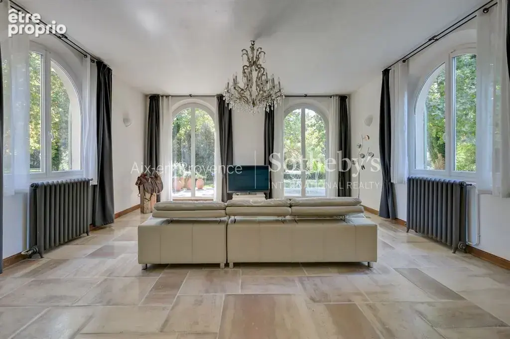Grande Bastide avec dépendance au calme absolu - photo 10