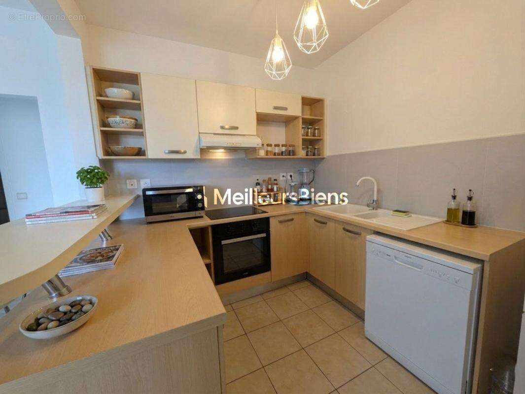 Appartement à BAIE-MAHAULT