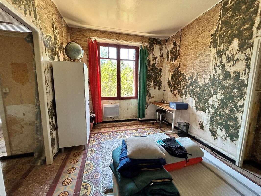 Villa dans un quartier résidentiel recherché - photo 12