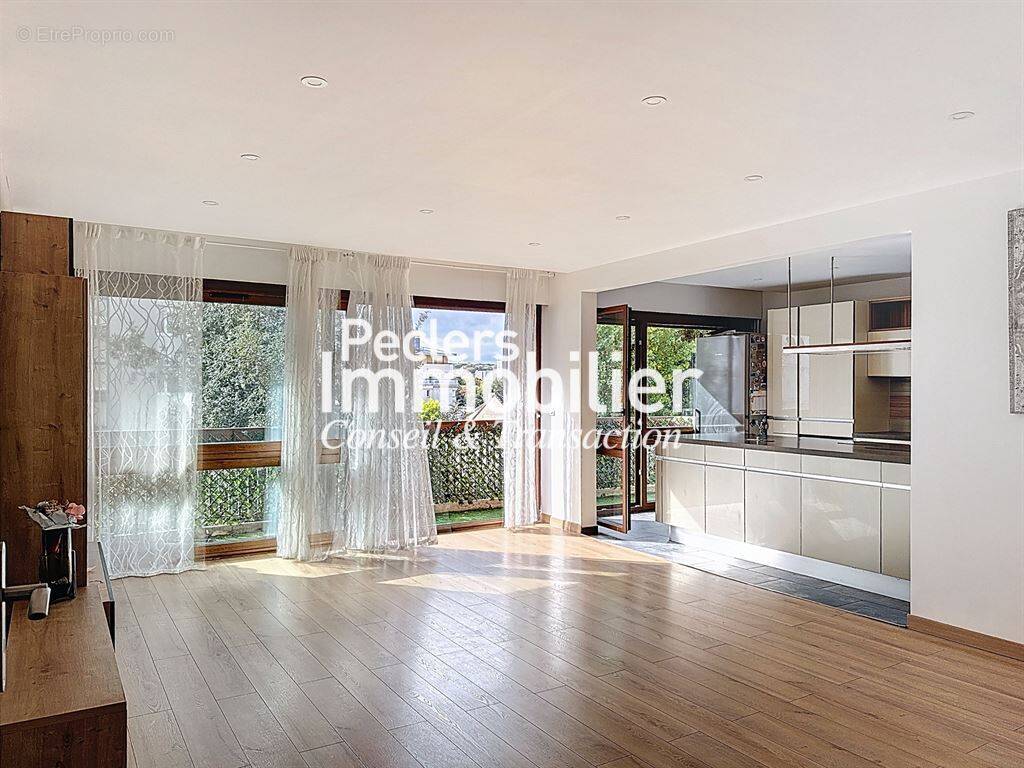 Appartement à RUEIL-MALMAISON