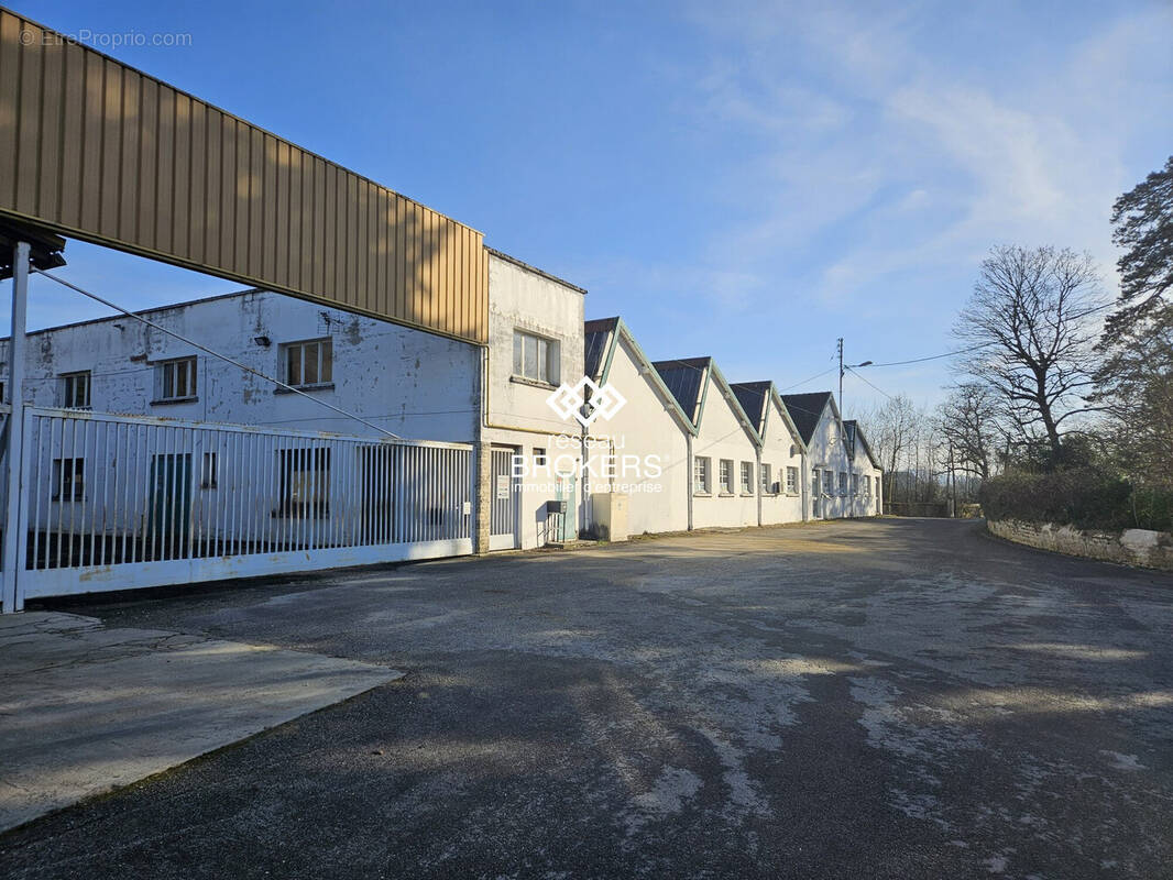 Commerce à COUSANCE