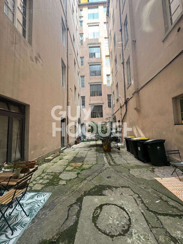 Appartement à LYON-1E