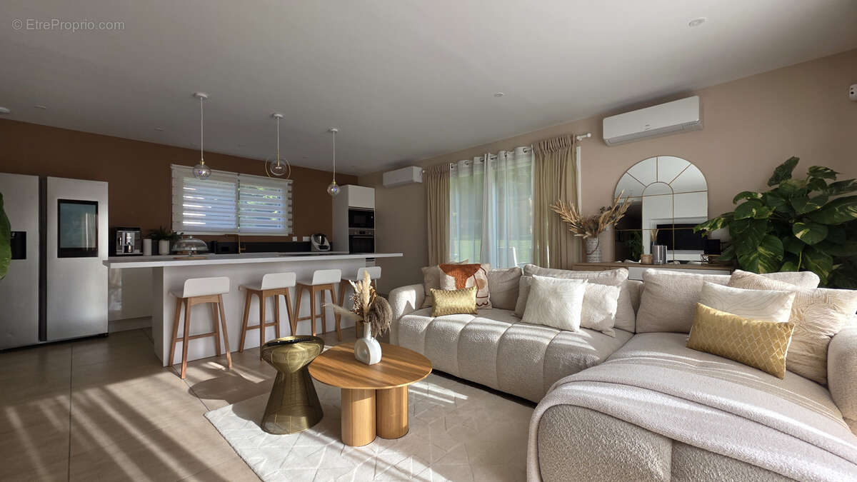 Maison à SAINTE-BLANDINE