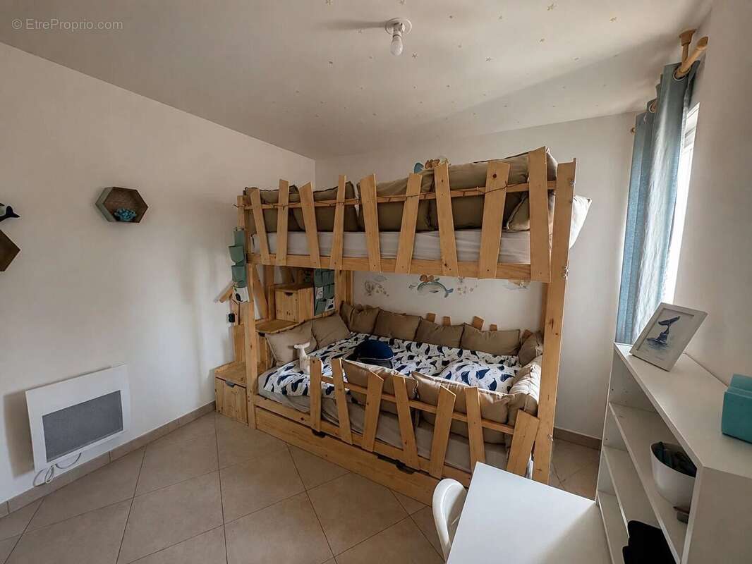 À vendre maillane, appartement 3 pièces, extérieur, parking - photo 4