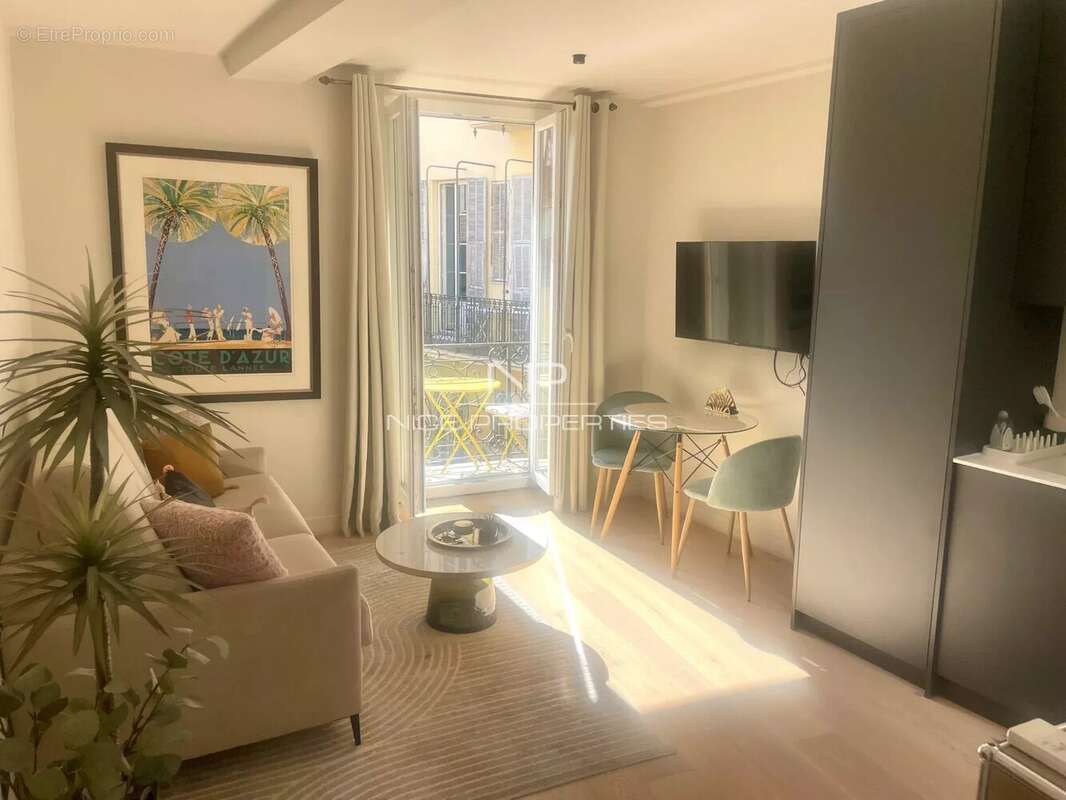 Appartement à NICE