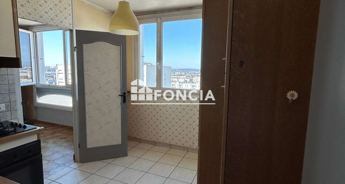 Lyon 8eme. secteur etats-unis - photo 3