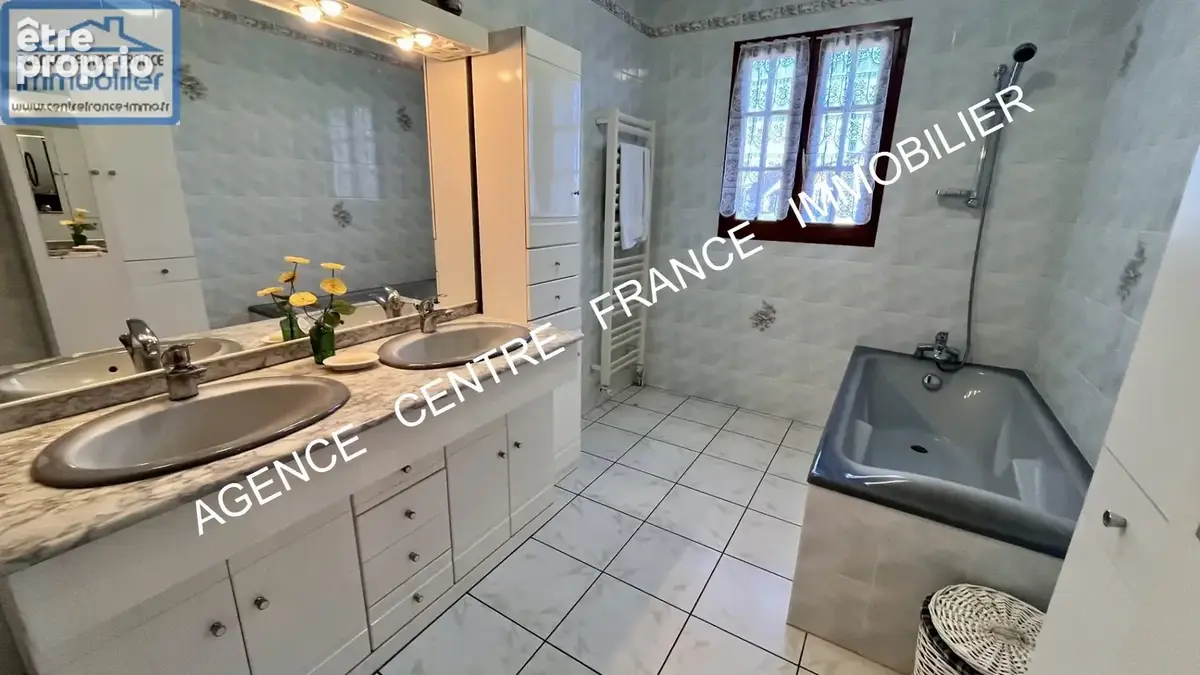 Maison de 150 m² avec 4 chambres - photo 11