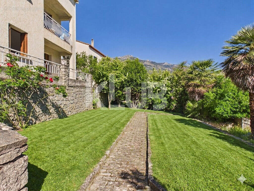 Maison à CORTE