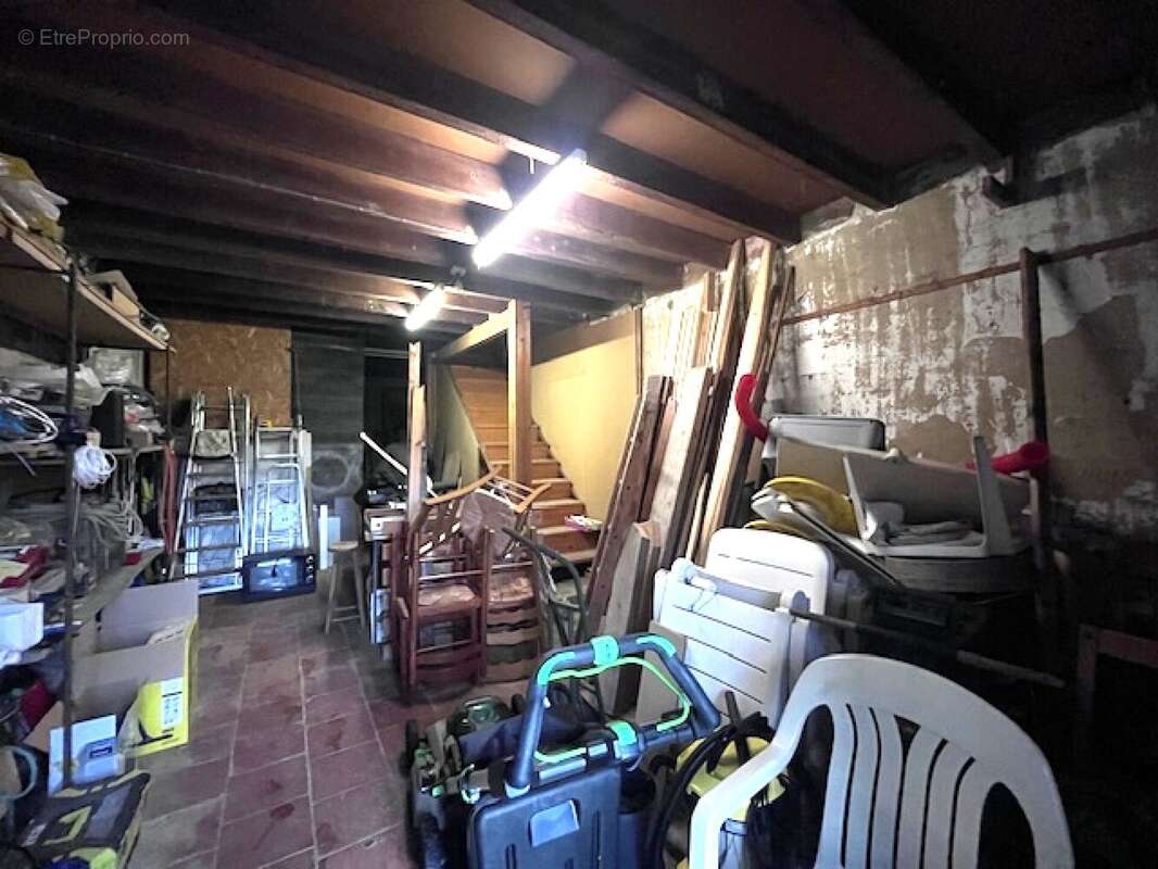 Maison à LA SALVETAT-SAINT-GILLES