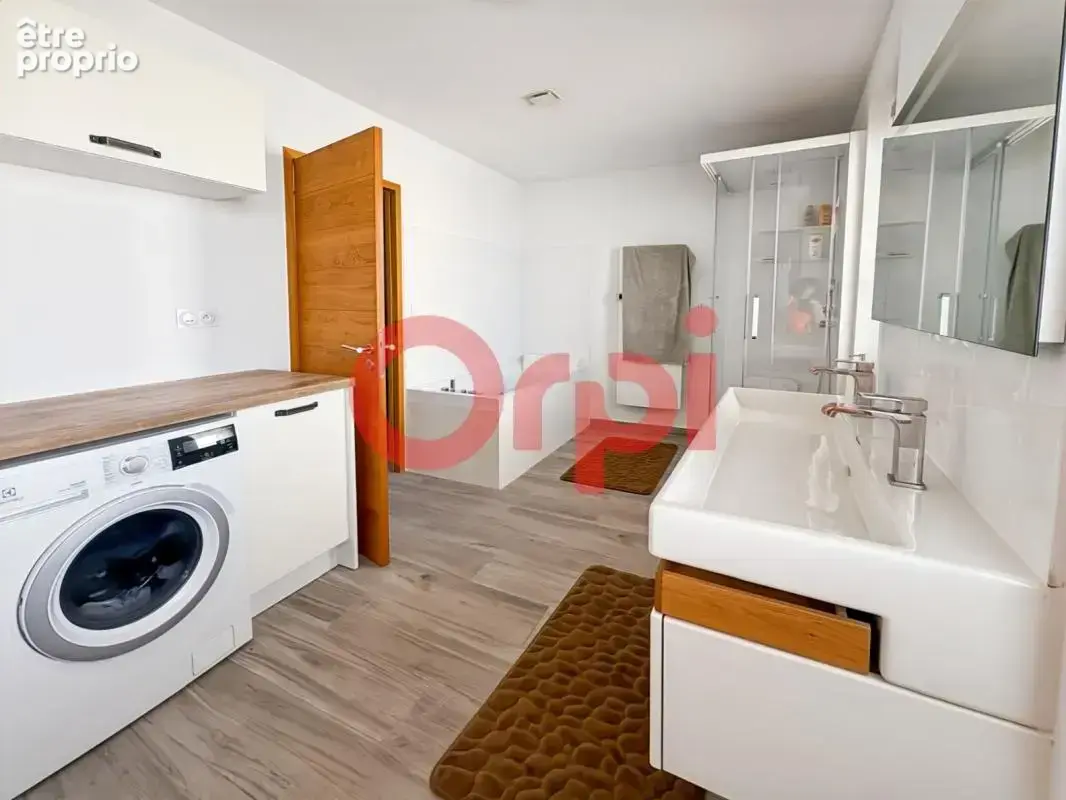 Exclusivite - immeuble - centre village - exterieur - photo 7