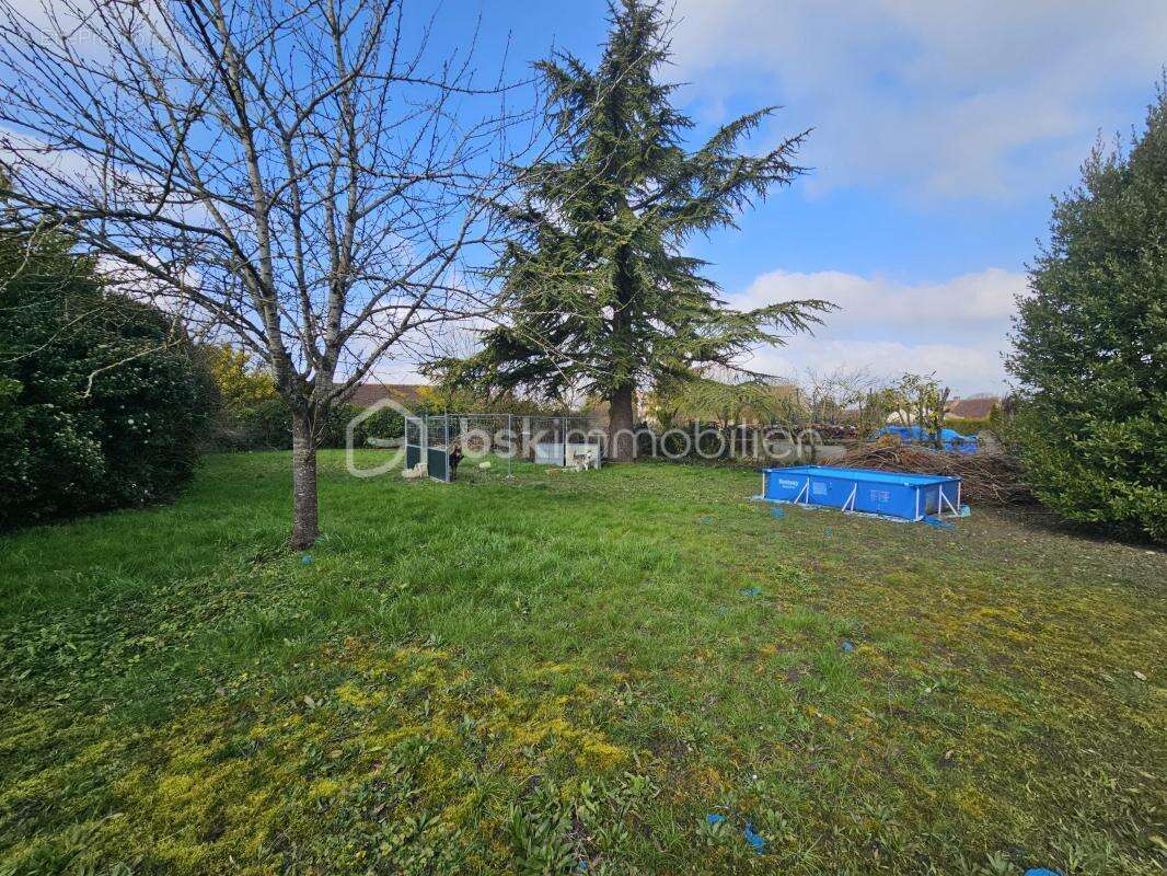 Maison à BEAUNE-LA-ROLANDE
