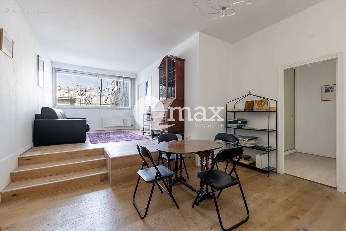 Appartement à LEVALLOIS-PERRET