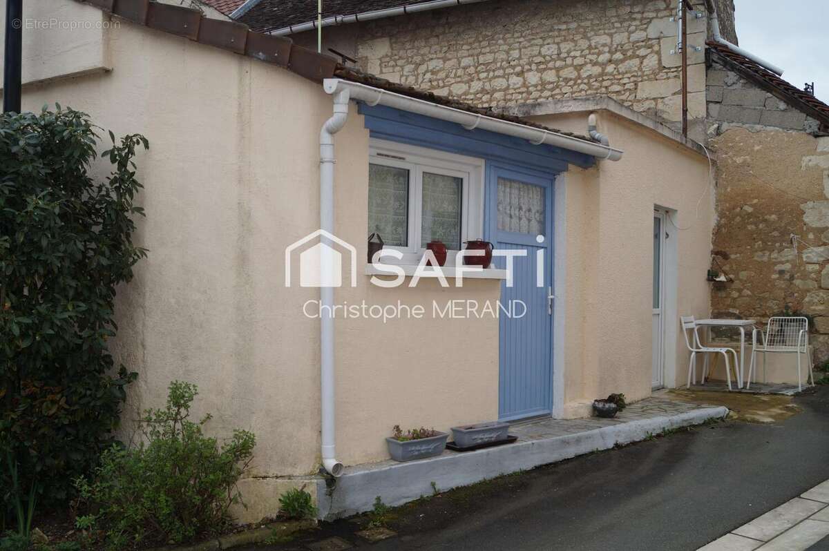 Photo 2 - Maison à ANTOGNY-LE-TILLAC