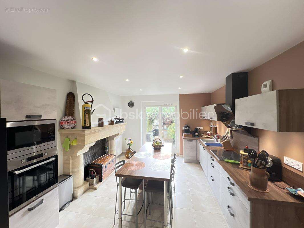 Appartement à SACLAS