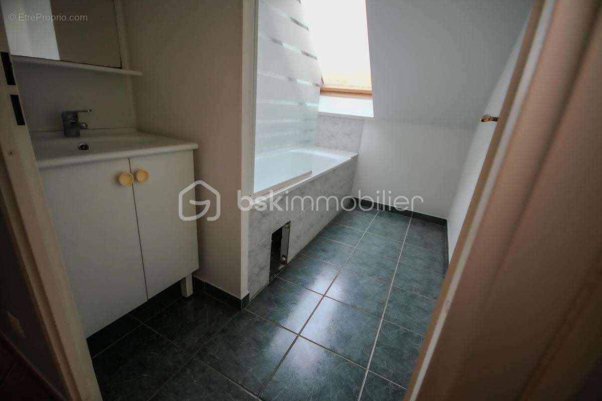 Appartement à SERRIS