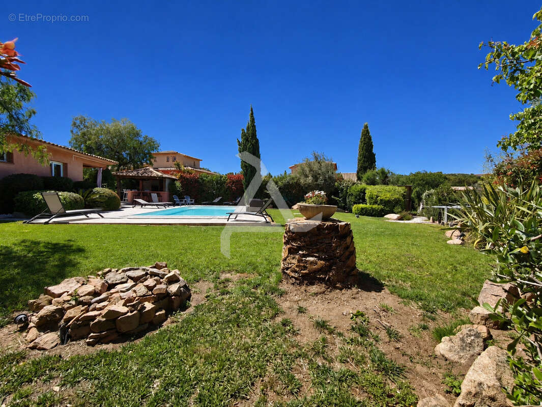 Maison à PORTO-VECCHIO