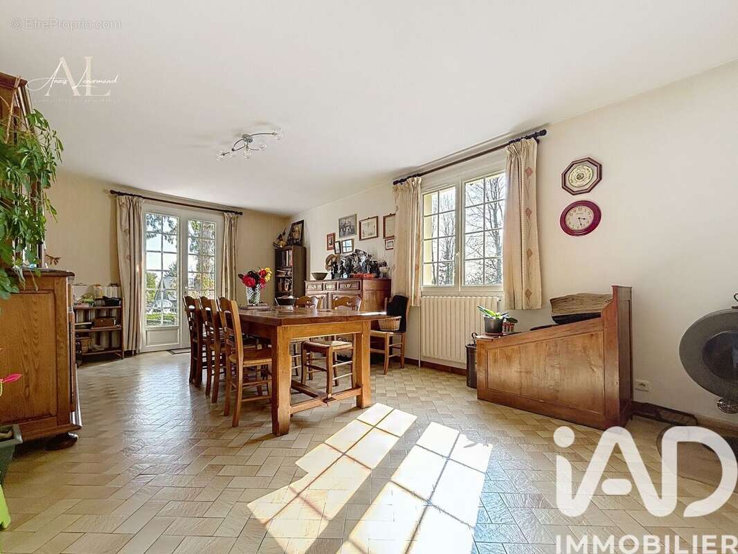 Maison 136 m² à Le Mesnil-Villeman  - photo 7