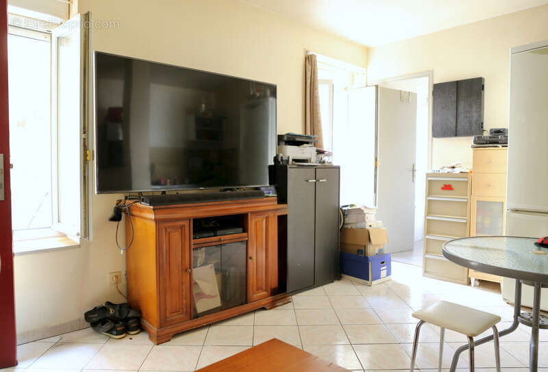 Appartement vendu LOUÉ, au premier étage, secteur Clairmarais REIMS (51) - photo 3