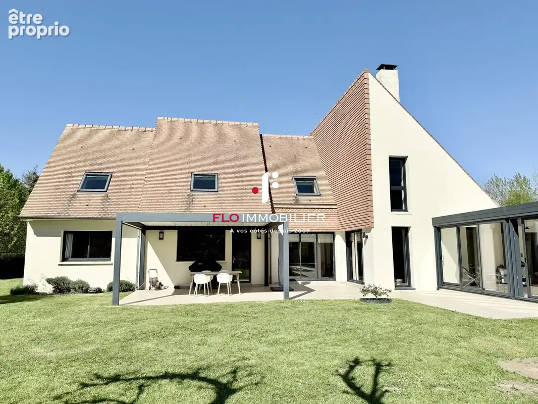 Maison 10 pièces 280 m² à vendre à Caen (14000) - photo 3