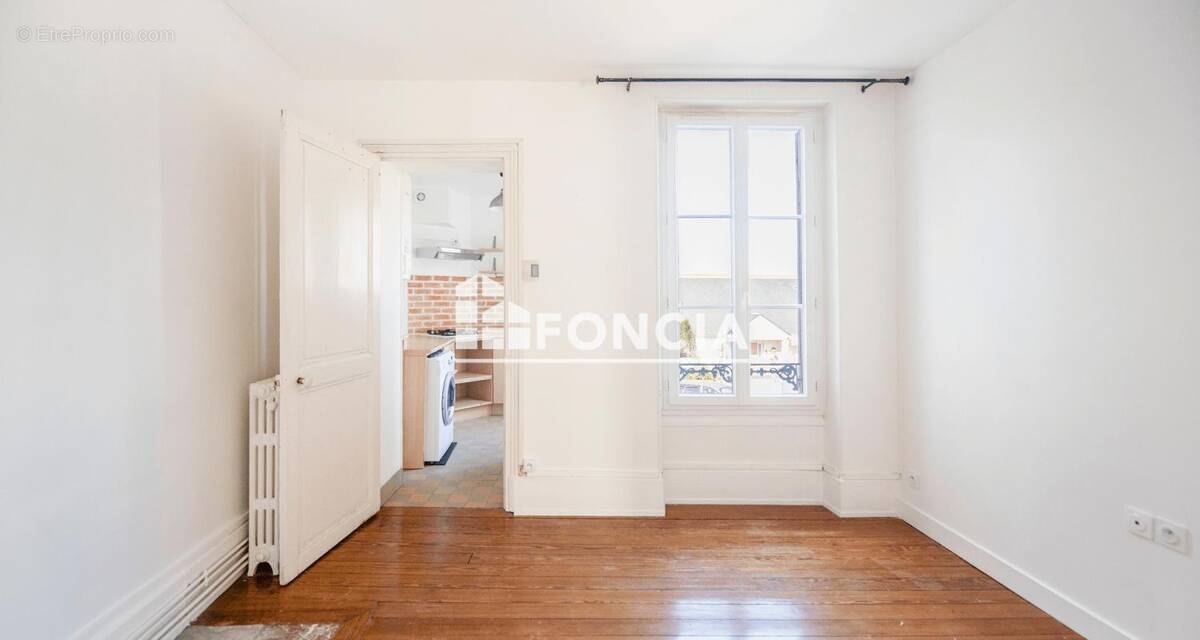 Appartement à FLEURY-LES-AUBRAIS