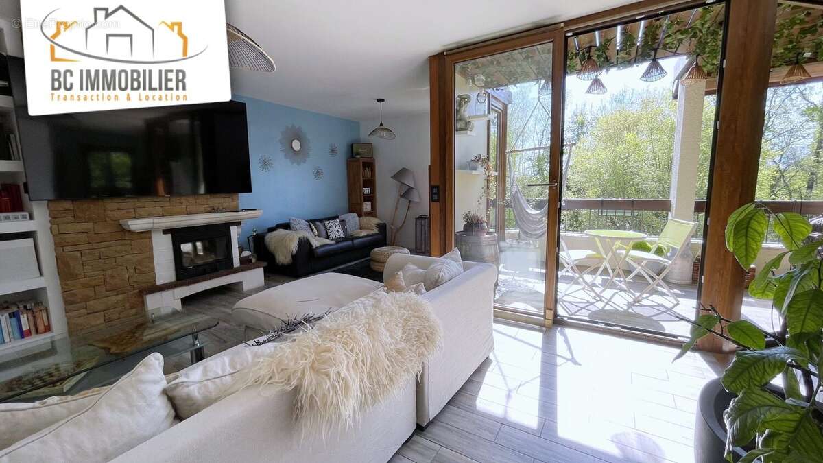 Appartement à PREVESSIN-MOENS