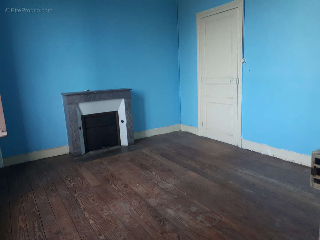 Maison à AVAILLES-LIMOUZINE