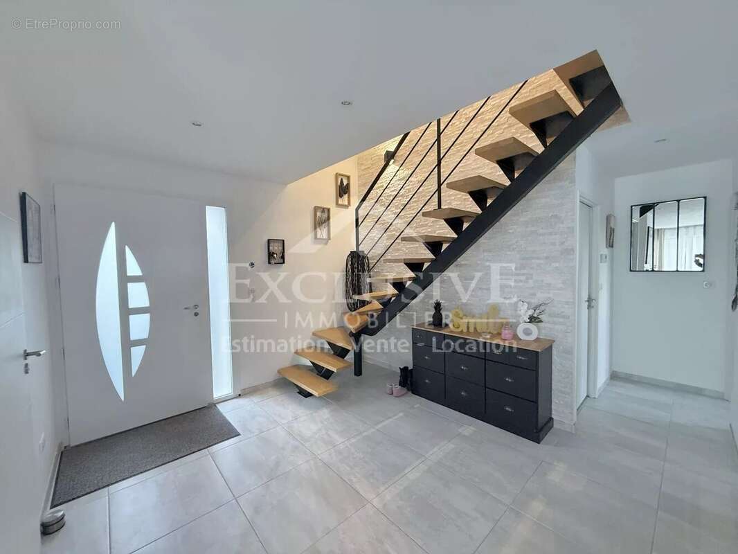 Maison à SAINT-GATIEN-DES-BOIS