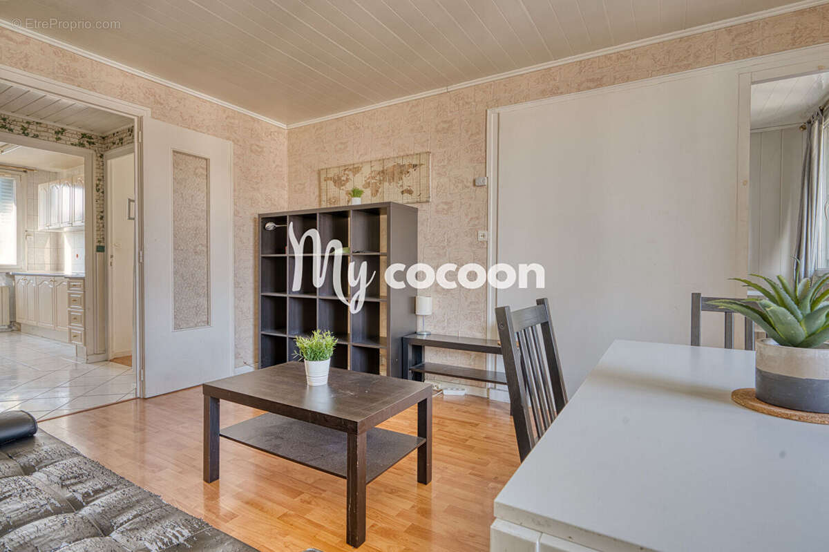 Appartement à LYON-8E