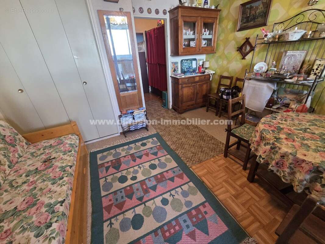 Appartement à SAINT-PONS