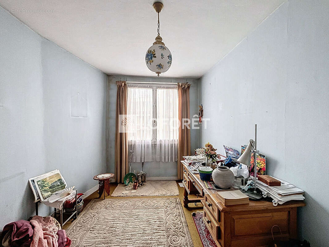 Appartement à BOURG-LA-REINE