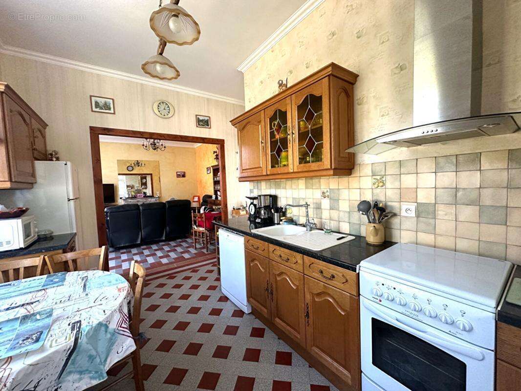 Charmante maison des années 50 situé à Veuil - photo 3
