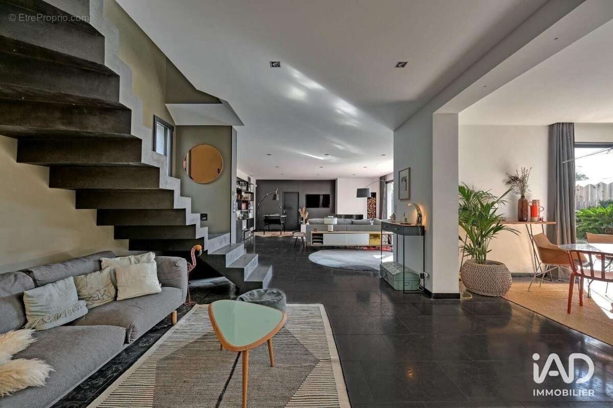 Photo 4 - Maison à LATTES