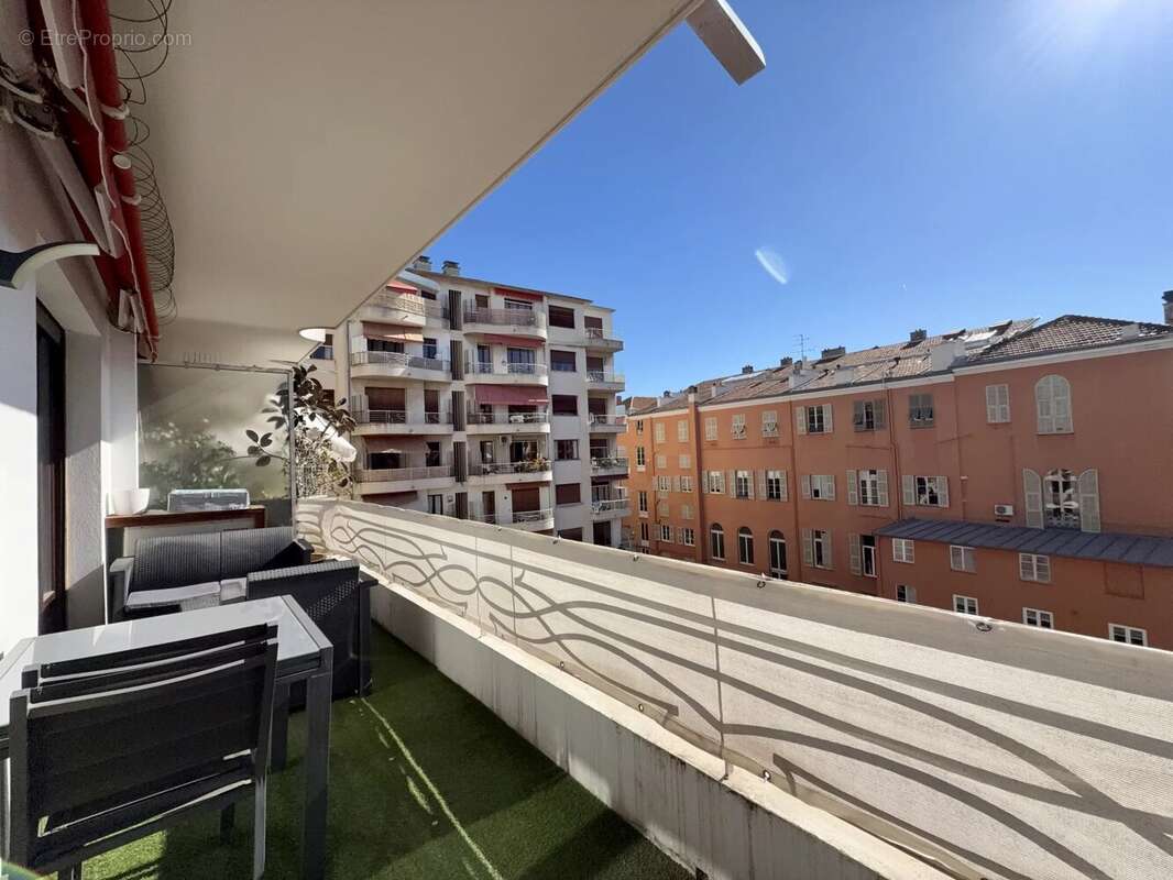 Appartement à NICE