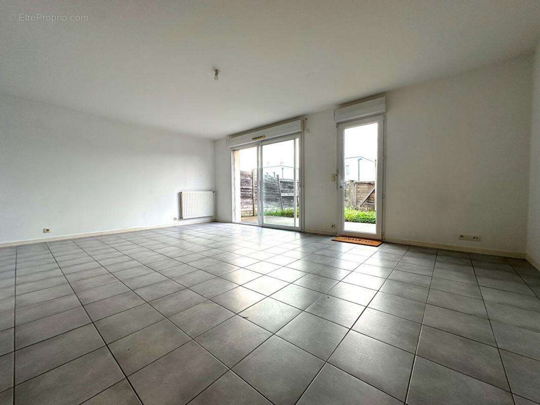 Maison à SAINTE-LUCE-SUR-LOIRE