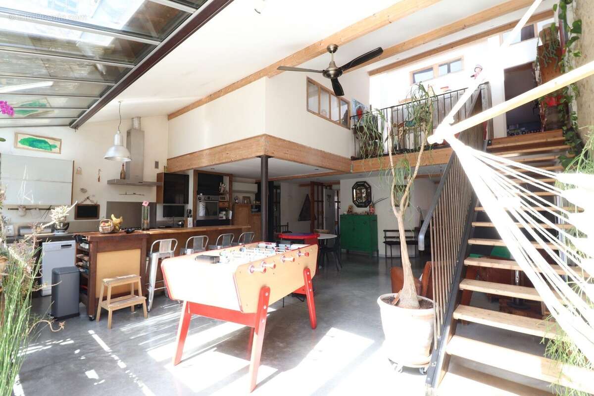 Maison à LIVRON-SUR-DROME