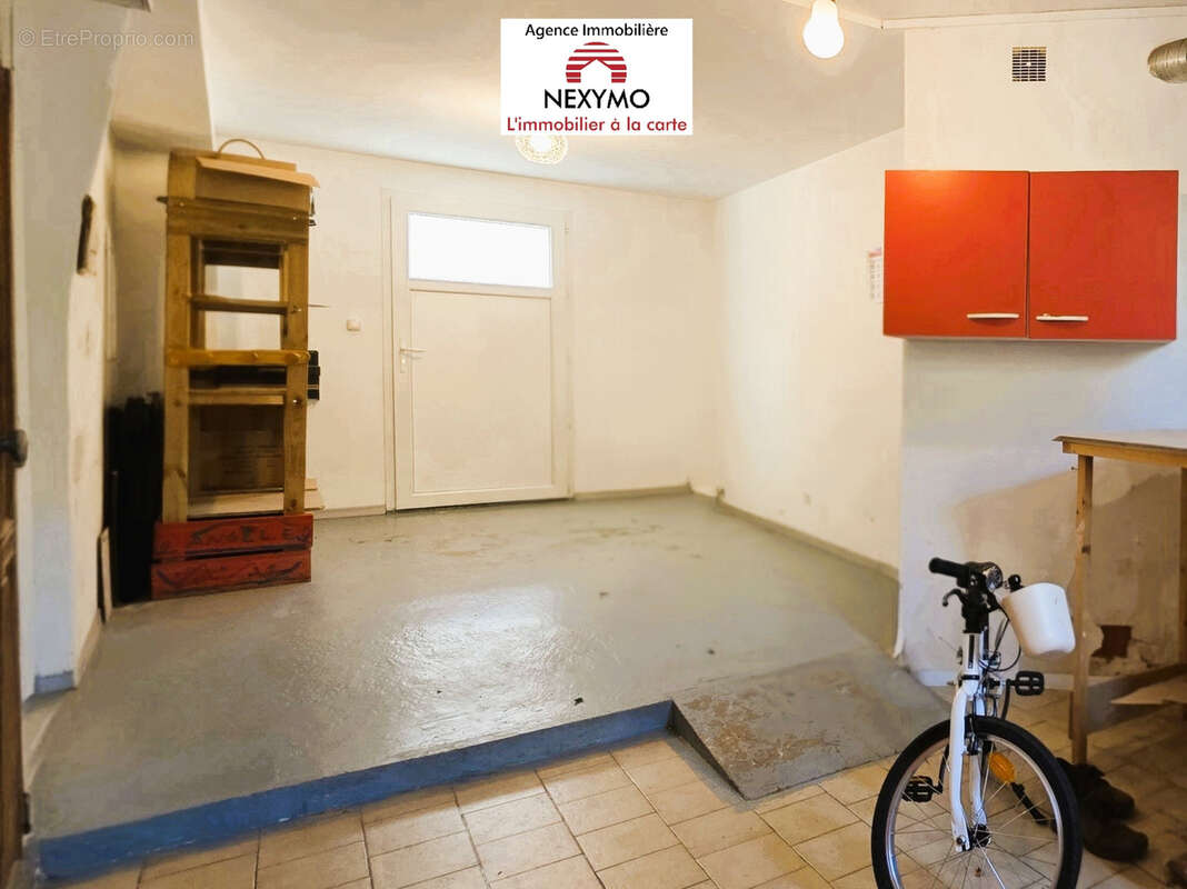 Maison à MONTFORT-LE-GESNOIS