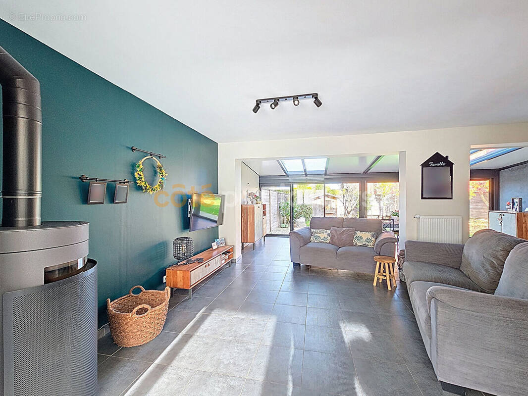 Maison à ERQUINGHEM-LYS