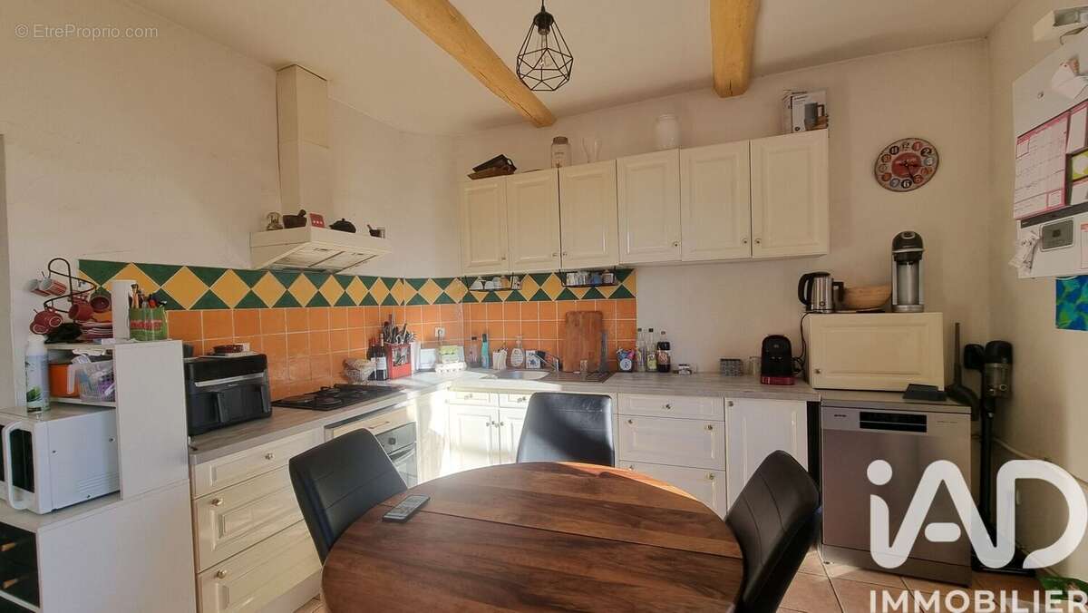 Photo 3 - Appartement à CHATEAURENARD