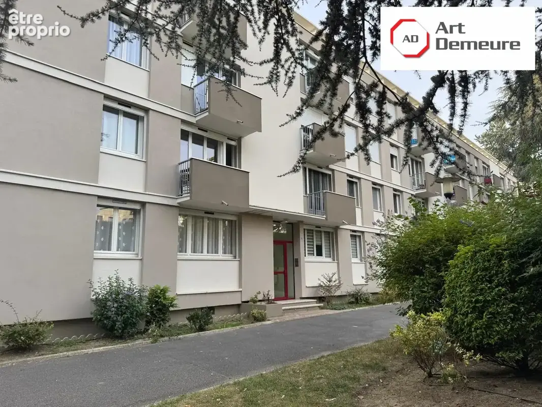 Photo Appartement à Eaubonne au prix de 210 000€