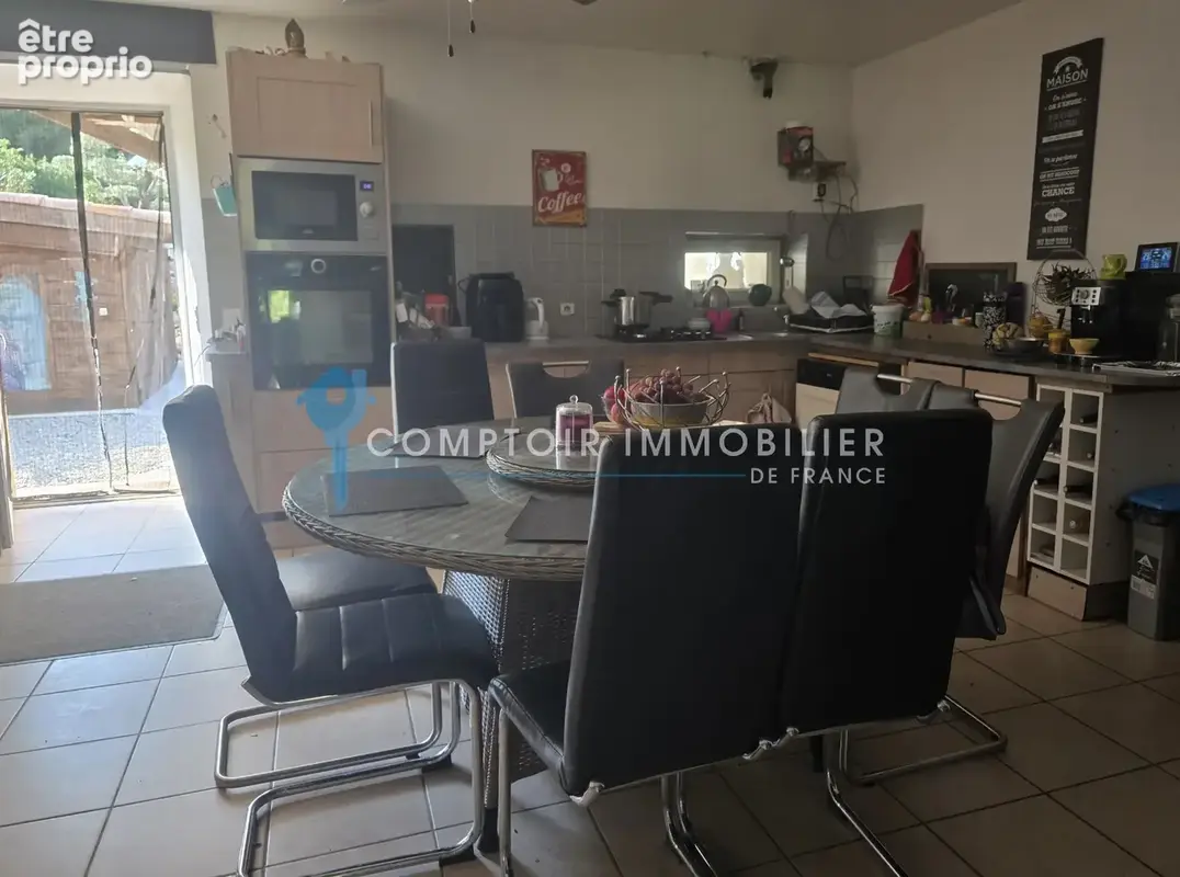 07 - jaujac - propriete en pierres  - 2 logments - sur 1774 m2  de terrain - photo 9