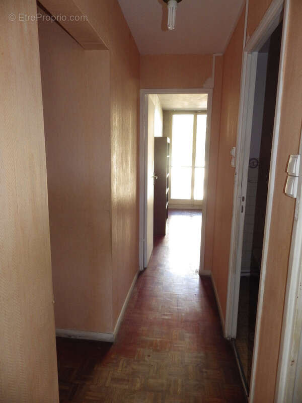 Appartement à MARSEILLE-11E