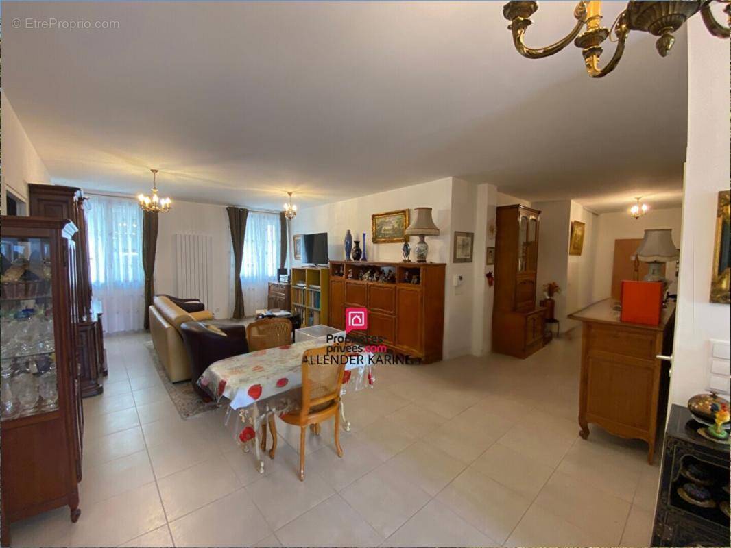 Appartement à SENS