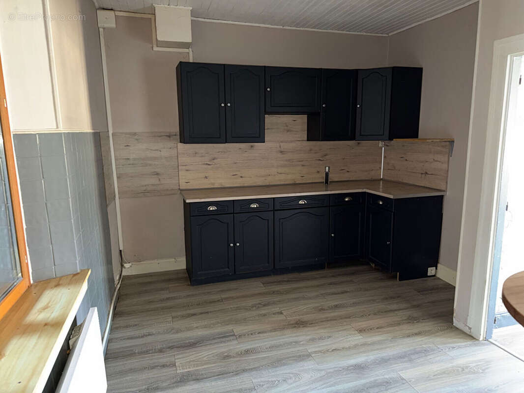 Maison à LA NEUVILLE-BOSMONT