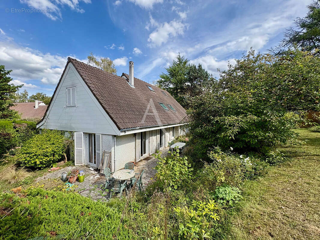 Maison à GIF-SUR-YVETTE