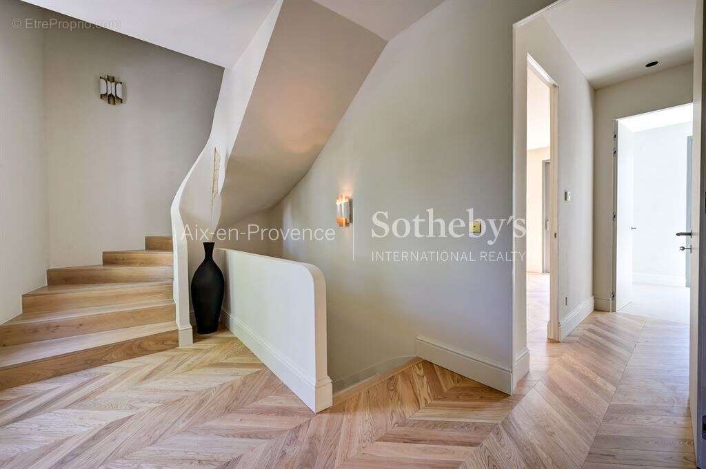 Maison à AIX-EN-PROVENCE