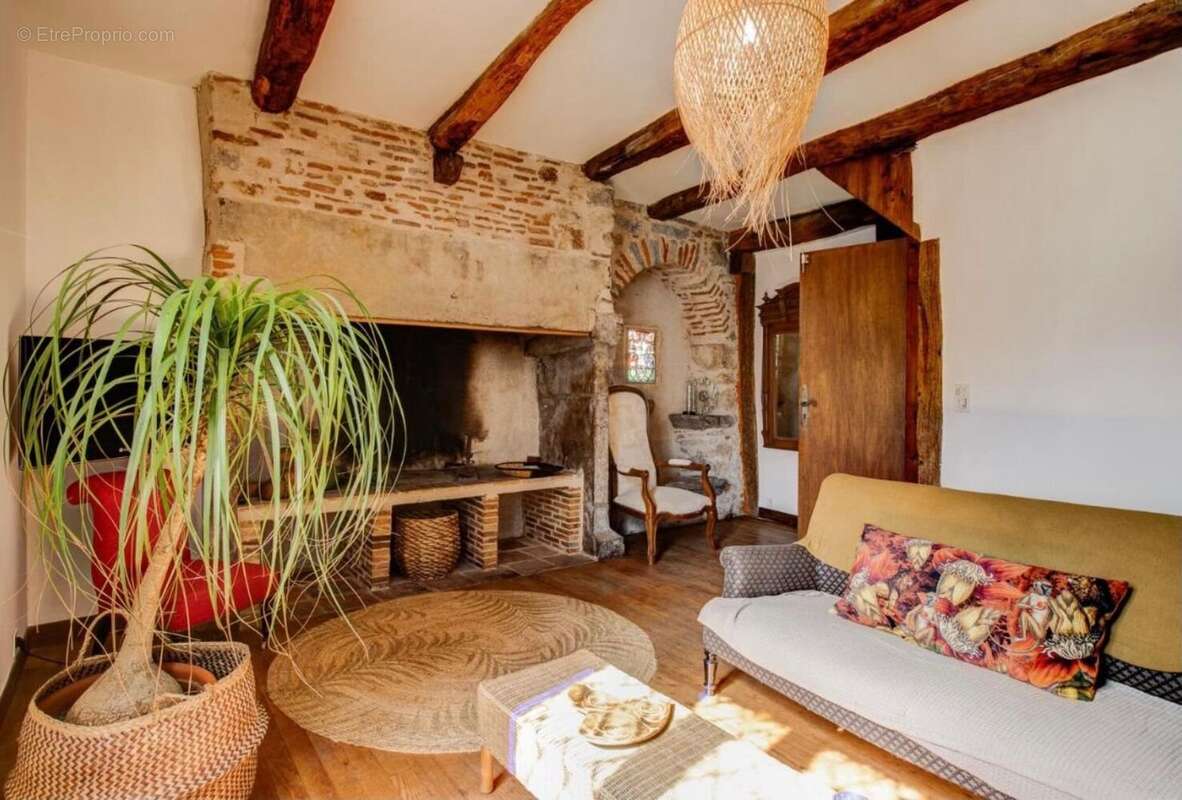 Immeuble avec cour - coeur de Cajarc - photo 3